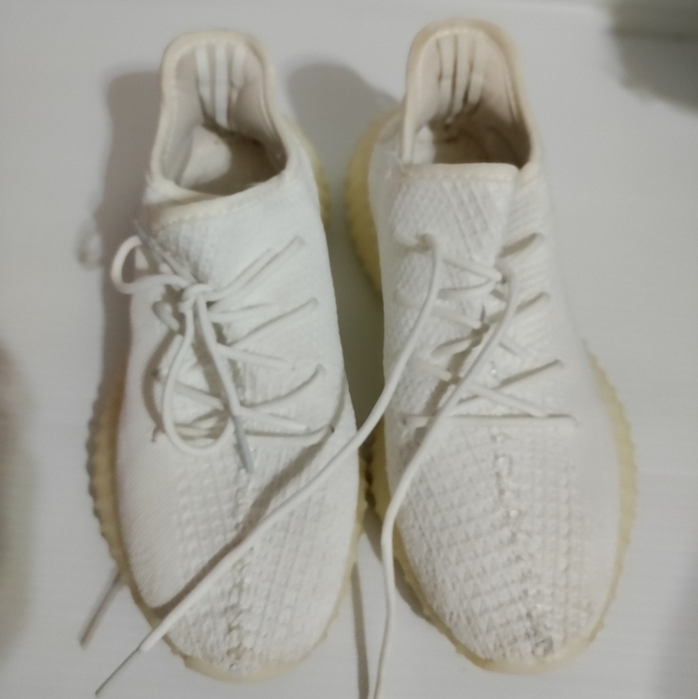 adidas Yeezy Boost 350 V2 Cream White Triple White
